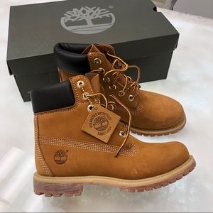 Timberland Women's size 7.  (6 Inch high) Premium Waterproof Boots
